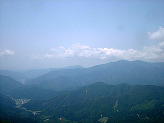 後山連山と日名倉山