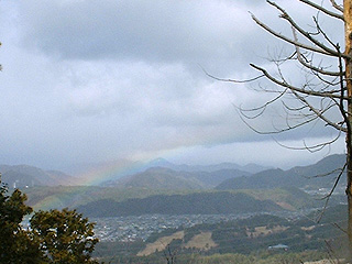 虹と北摂の山々