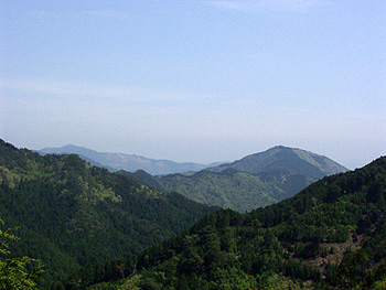 粟鹿山と三国岳
