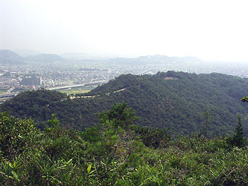 一本松から見る日笠山連山