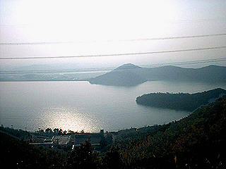 平荘湖
